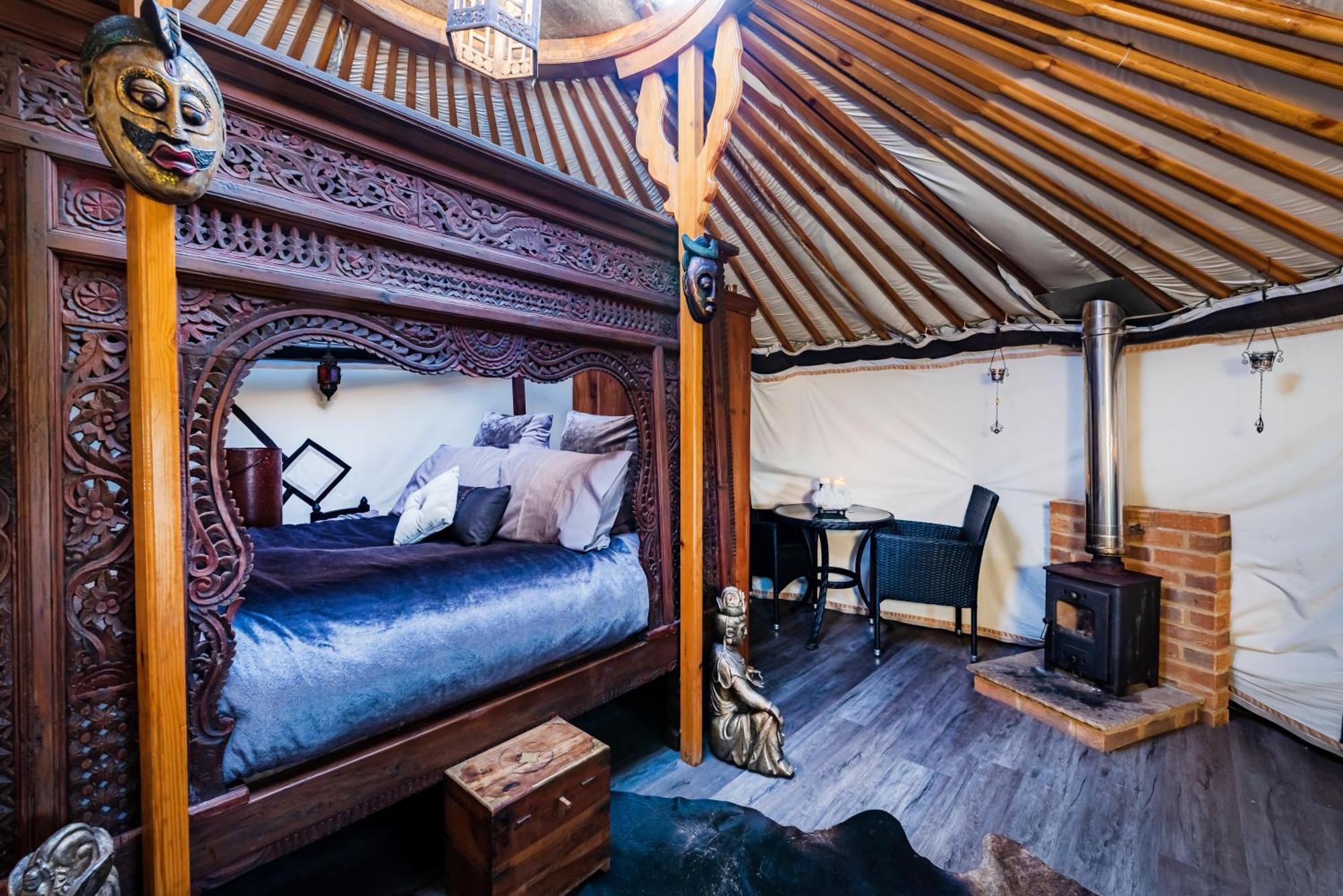 Hotel Lincoln Yurts Extérieur photo
