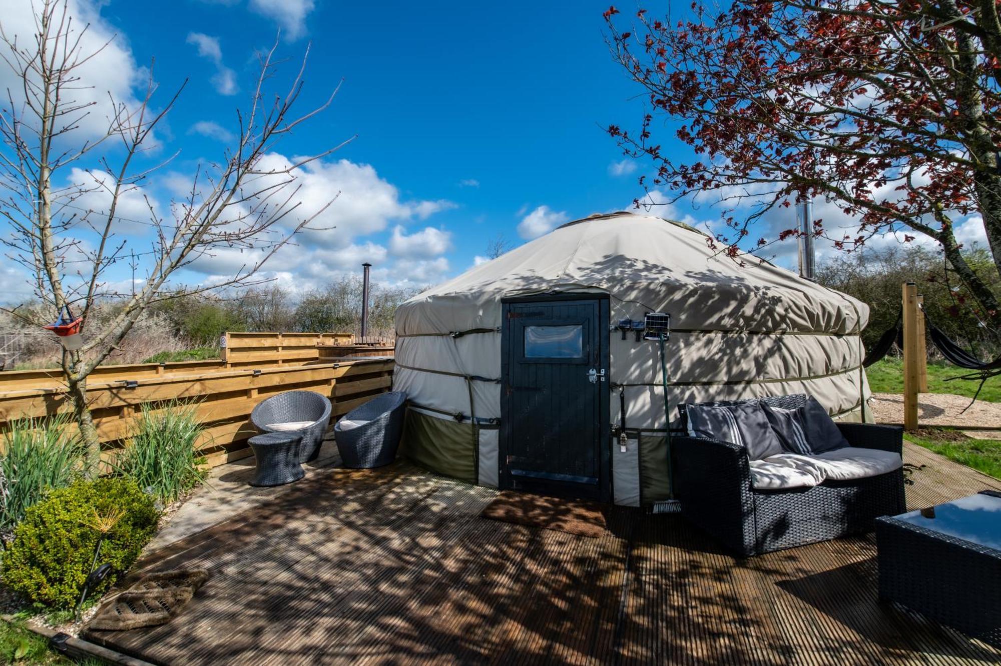 Hotel Lincoln Yurts Extérieur photo