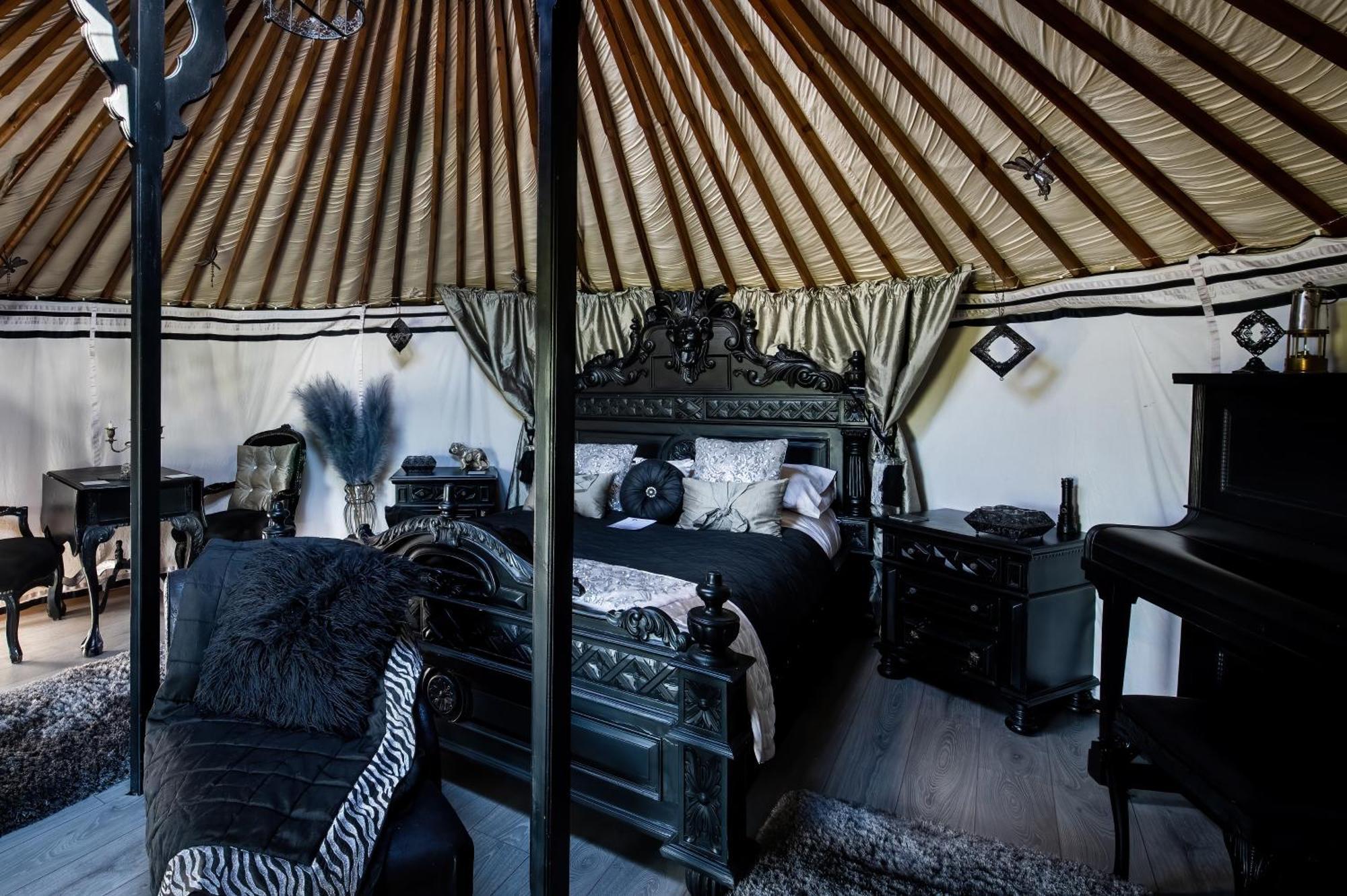Hotel Lincoln Yurts Extérieur photo