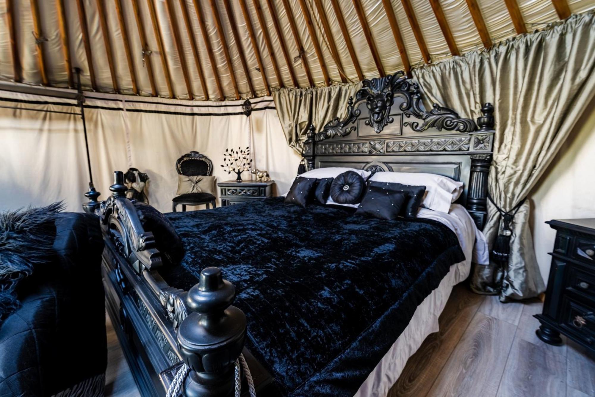Hotel Lincoln Yurts Extérieur photo